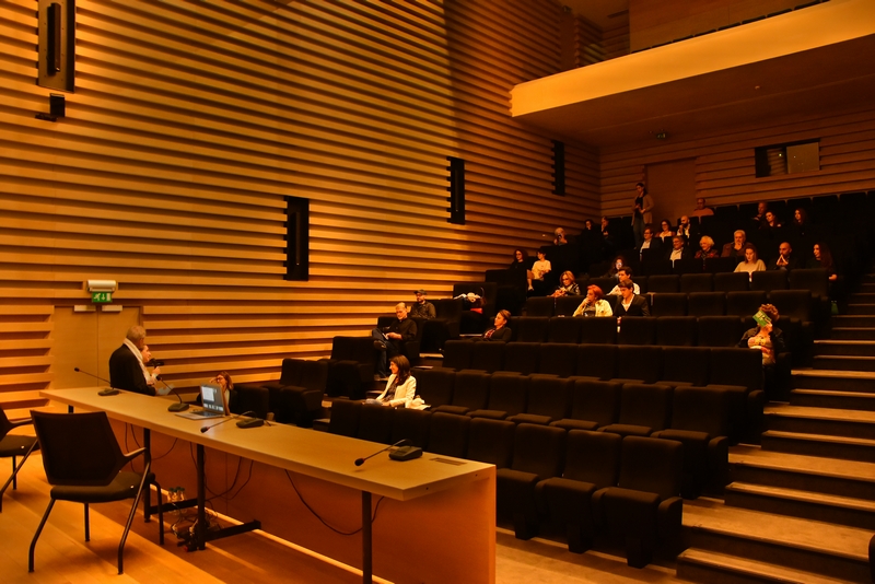 Swiss Art Talks: Daniel Schwartz  While the Fires Burn